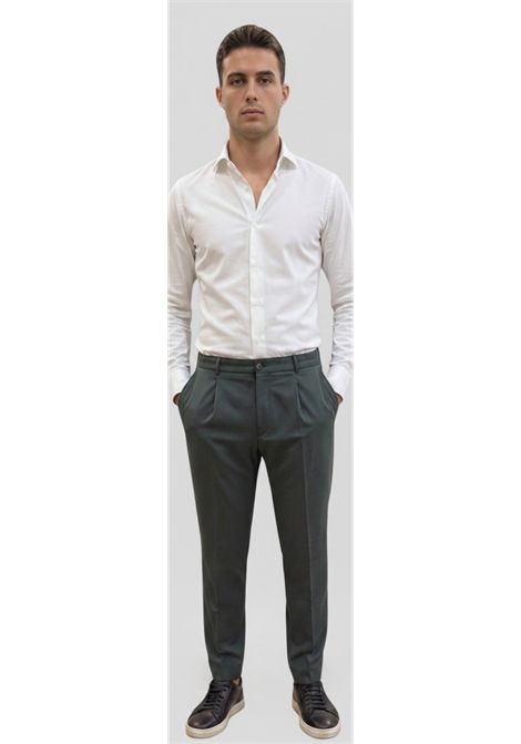 Pantaloni Chino con Pinces e Risvolto OUTFIT | Pantaloni | OUPL0004 PL02044007